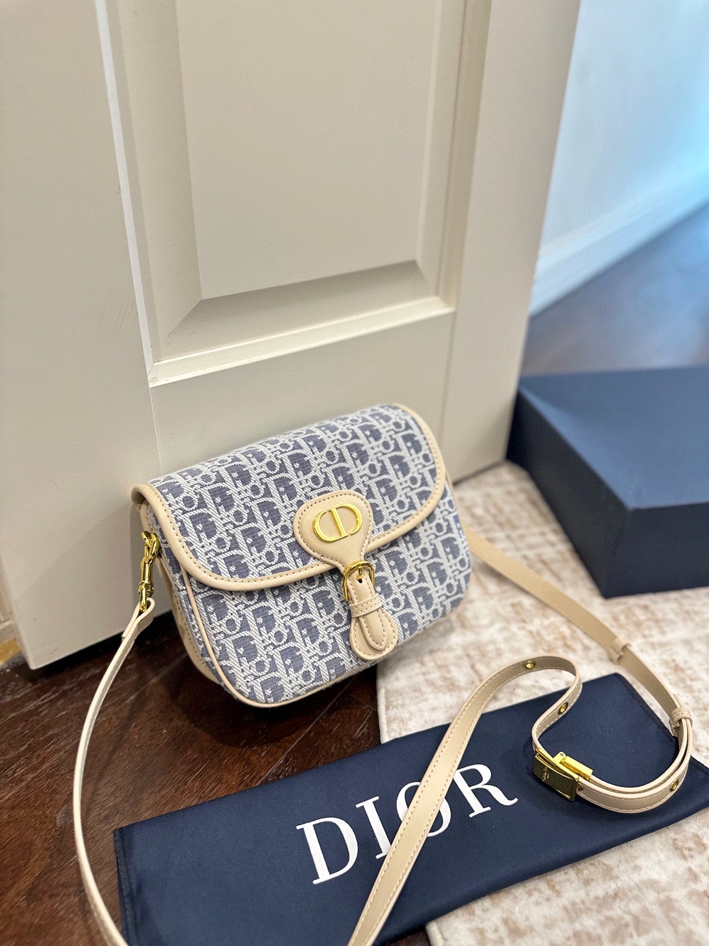 ディオール(Dior) CD 新作 バッグ 21cm