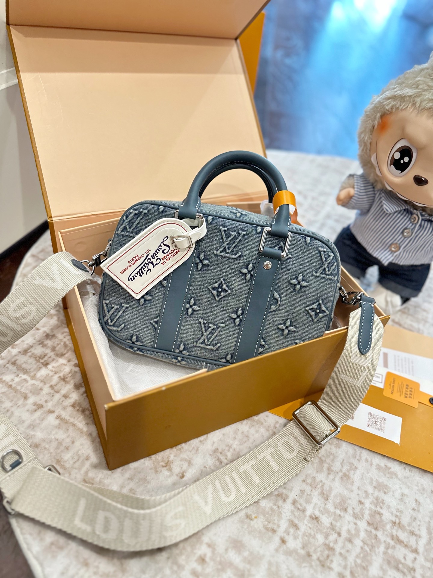 ルイ ヴィトン ( Louis Vuitton)デニム ショルダーバッグ 24cm