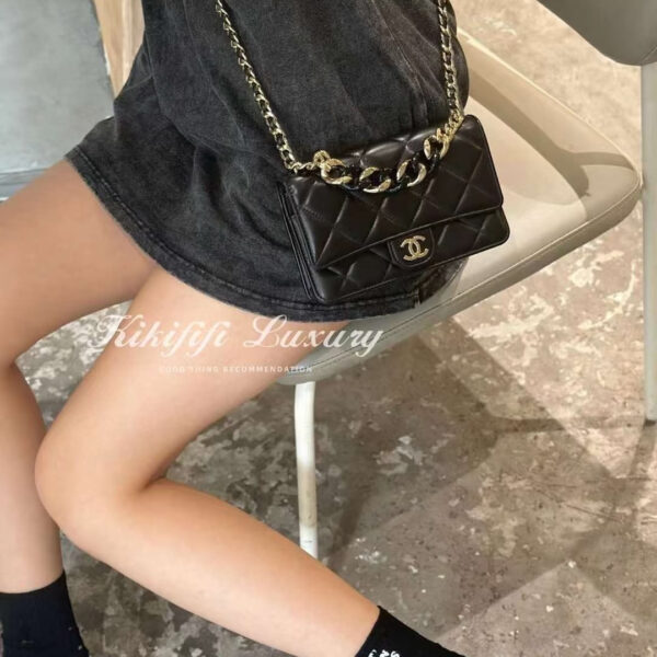 シャネル(Chanel) CF チェーン バッグ 22X13cm