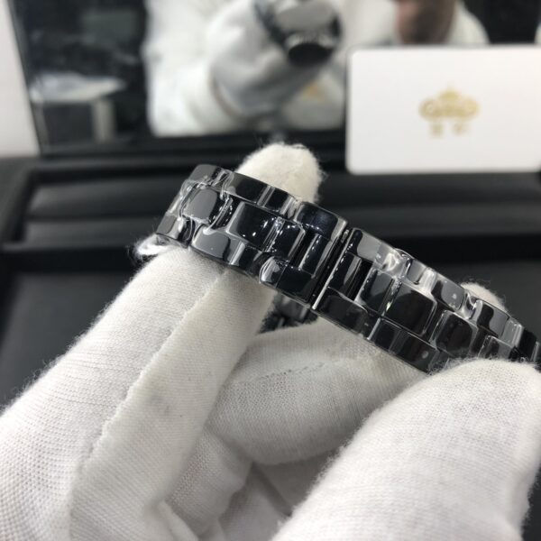 シャネル(Chanel) セラミック J12 時計 黒 33mm