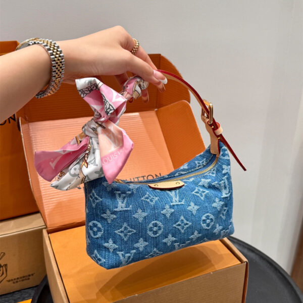 ルイ ヴィトン ( Louis Vuitton)デニム 小さめ 肩掛け バッグ 18cm