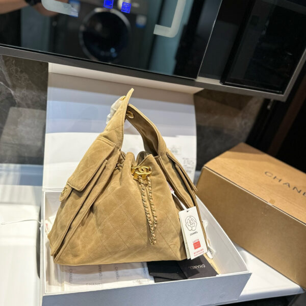 シャネル(Chanel) 新作 25C バッグ 34X26cm