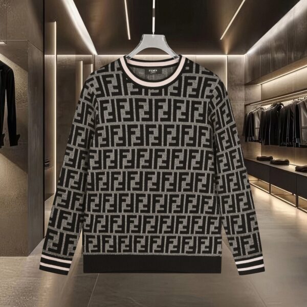【FENDI】フェンディ長袖 セーター 男女兼用！