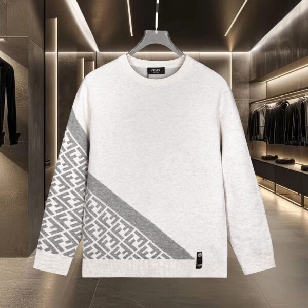 【FENDI】フェンディ長袖 セーター 男女兼用！