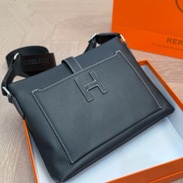 【HERMES】エルメス 斜 めがけ 29x22cm