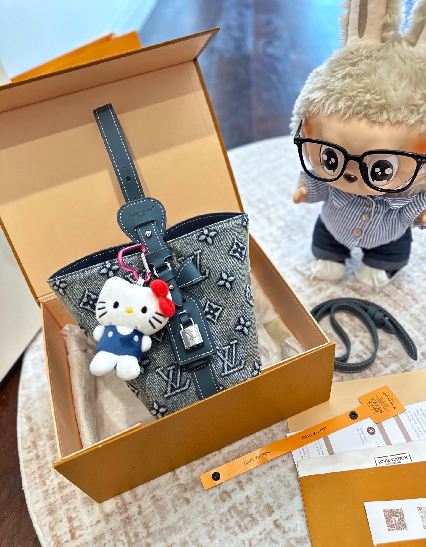 ルイ ヴィトン ( Louis Vuitton)デニム 手持ち バッグ 18x12x16cm