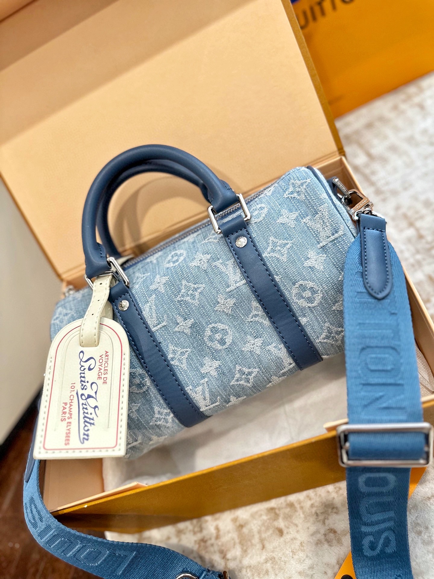 ルイ ヴィトン ( Louis Vuitton)デニム 斜 めがけ バッグ 25x12cm