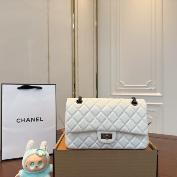シャネル(Chanel) 2.55CF チェーン バッグ 25x15cm