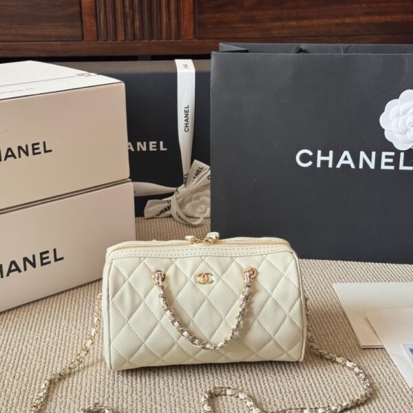 シャネル(Chanel) 新作 25P バッグ 19x12cm