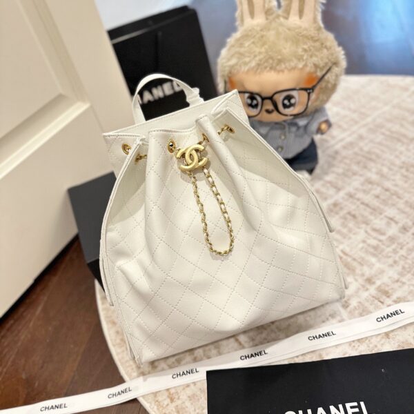 シャネル(Chanel) 新作 25B 巾着 バッグ 25cm