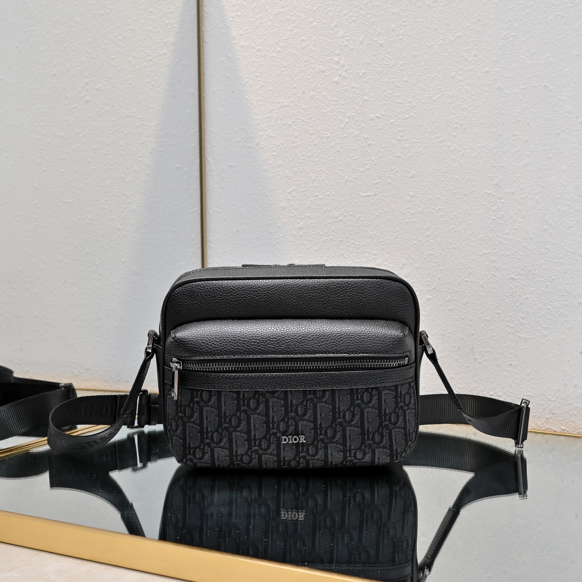 ディオール(Dior) Rider 2.0 バッグ ショルダー 18.5×13.5×7cm