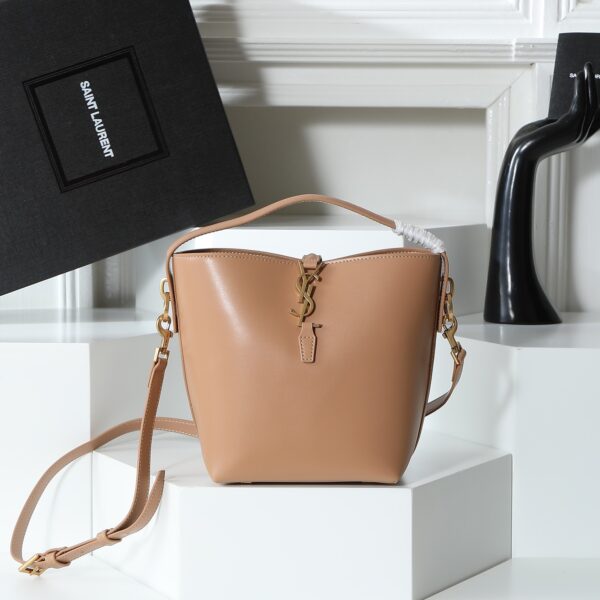 サンローラン(YSL) 人気 LE 37 バッグ 17×20×13cm