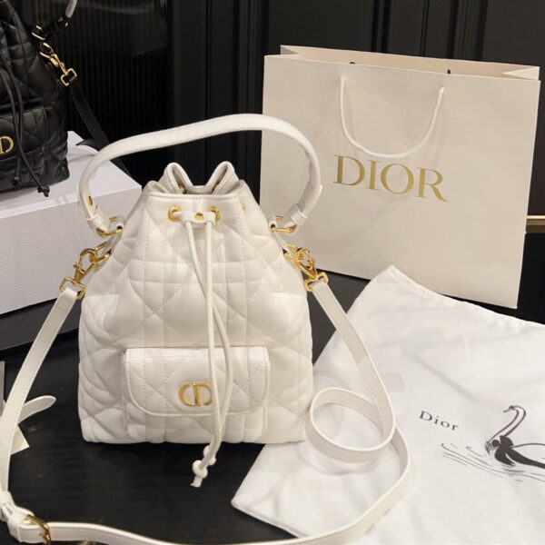 ディオール(Dior) ミニ Caro バッグ 20X26cm