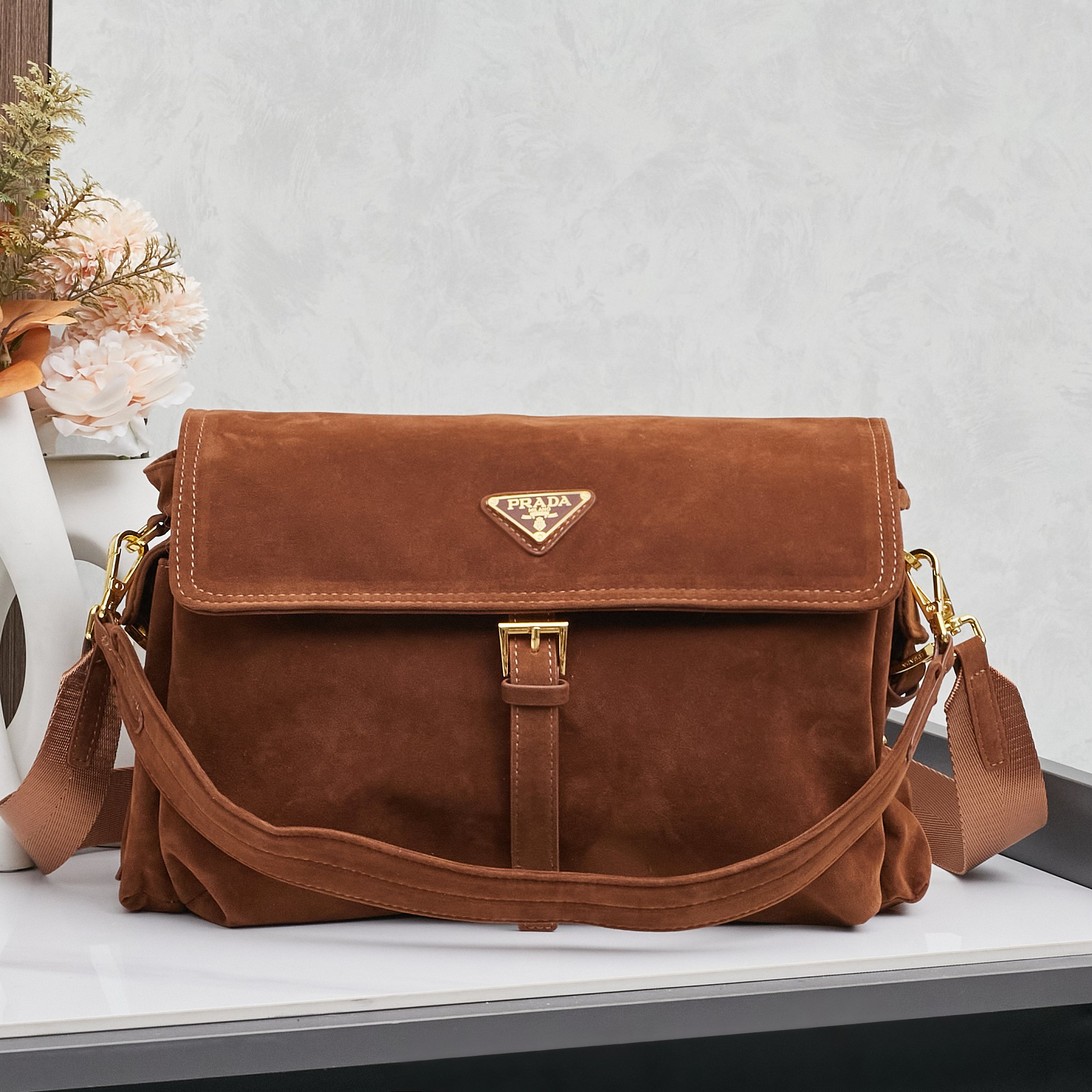 PRADA(プラダ) スエード 肩掛け バッグ 28x22x11cm