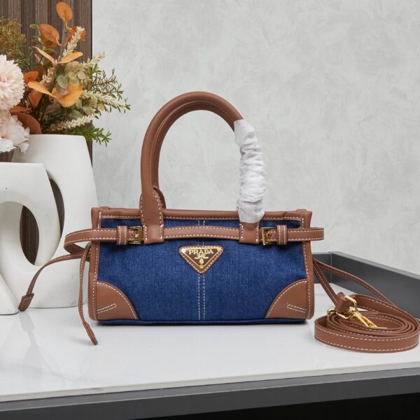 PRADA(プラダ) デニム 肩掛け バッグ 24x13x8cm