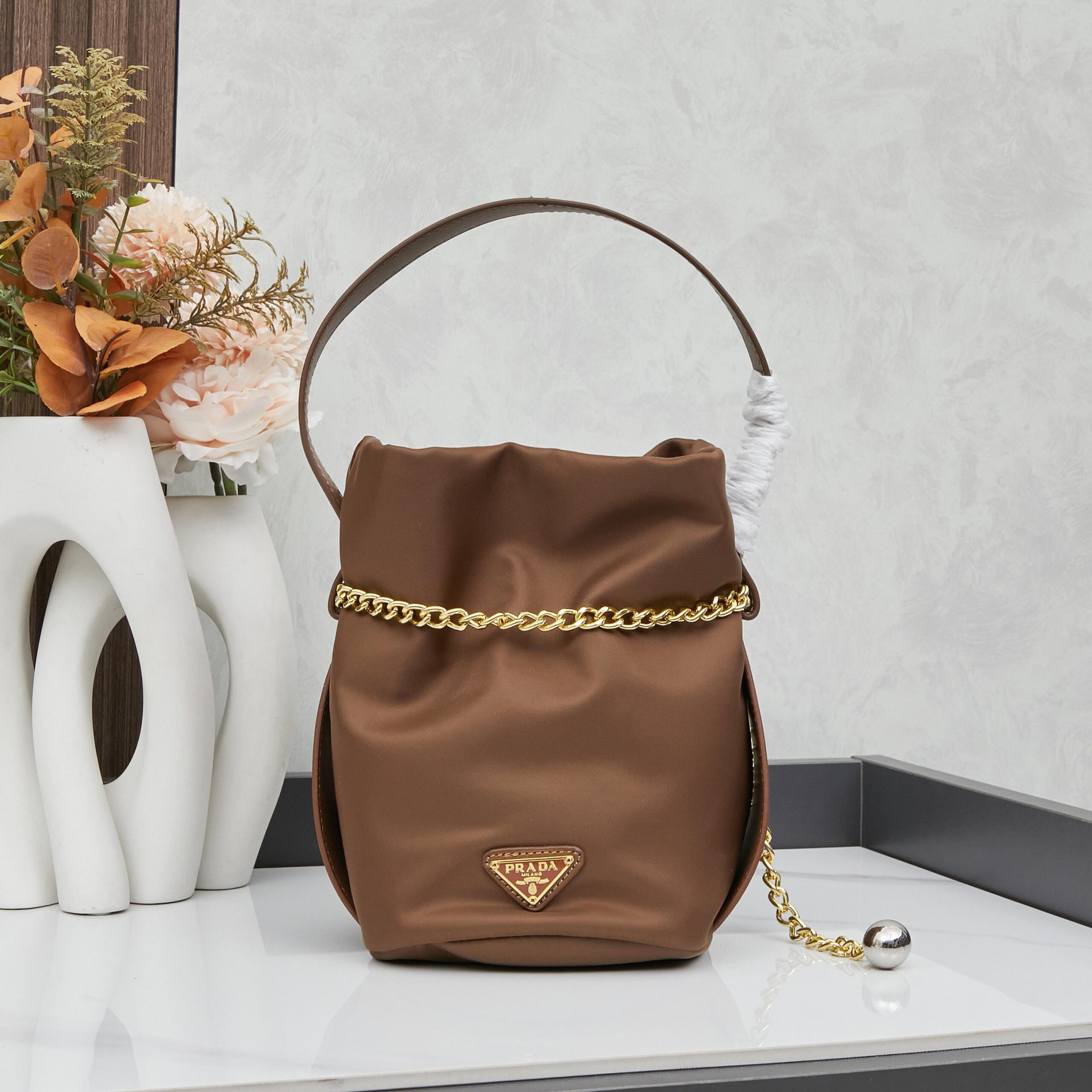 PRADA(プラダ) ナイロン ミニトート バッグ ブラウン 24x19x15cm