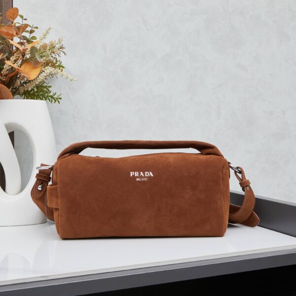 PRADA(プラダ) 肩掛け バッグ ダチョウ 25x12x12cm