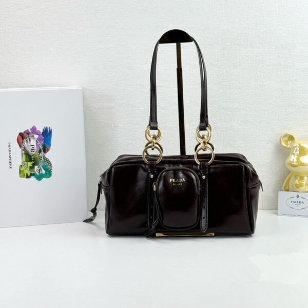 PRADA(プラダ) 肩掛け バッグ 30x14cm