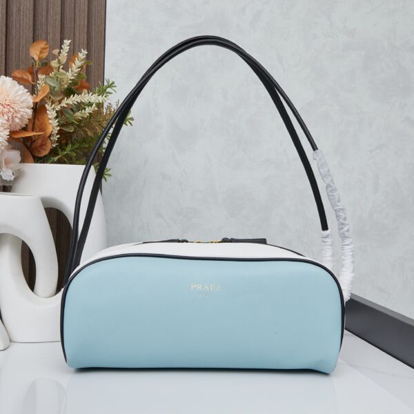 PRADA(プラダ) 肩掛け バッグ ナイロン 27x11cm