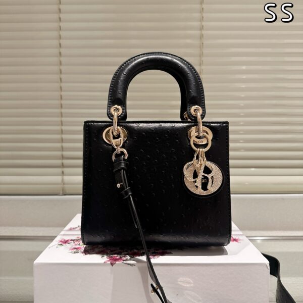 ディオール(Dior) CD Lady ダチョウ バッグ 20cm