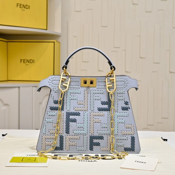 Fendi(フェンディ) トート バッグ 27x15X6cm