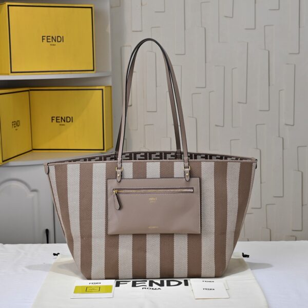 Fendi(フェンディ) トート バッグ 33x22x30cm