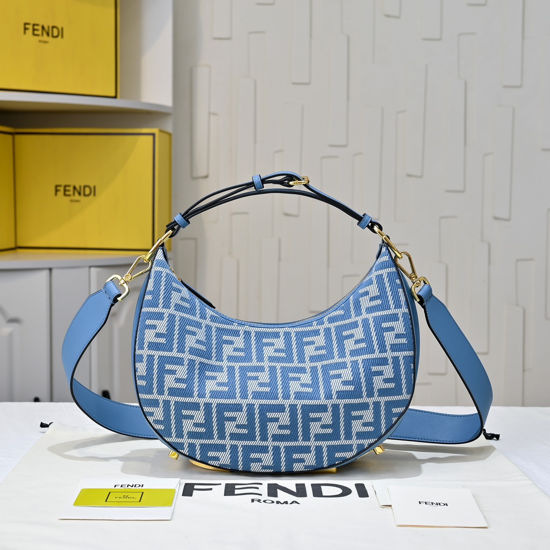 Fendi(フェンディ) 肩掛け バッグ 29x24x10cm